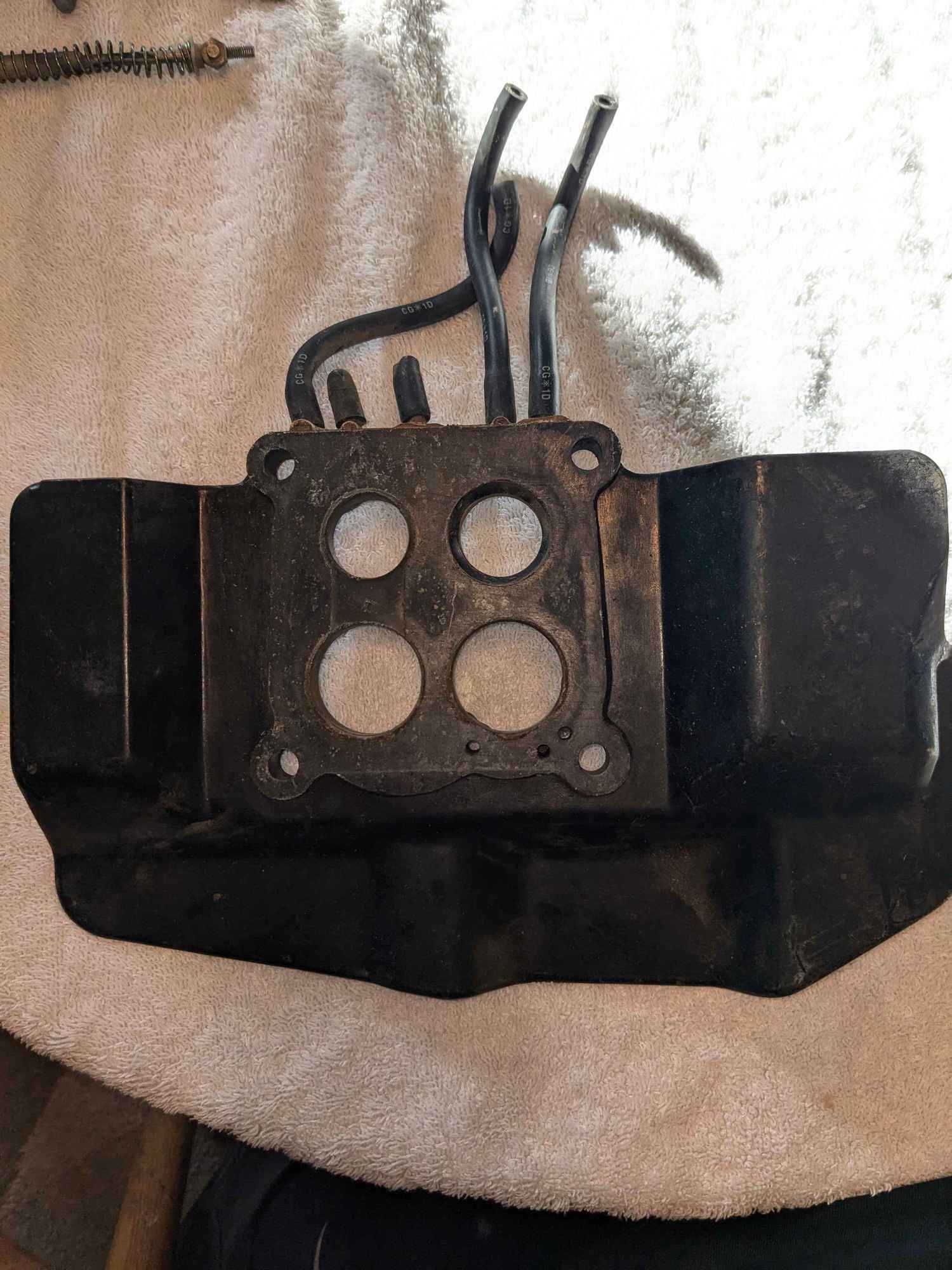 Part 4: Unknown plastic piece