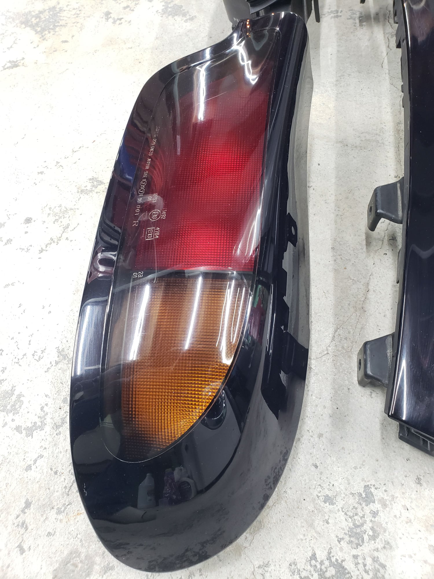 Lights - FD3S tail light set - Used - 1992 to 1998 Mazda RX-7 - Binghamton, NY 13903, United States