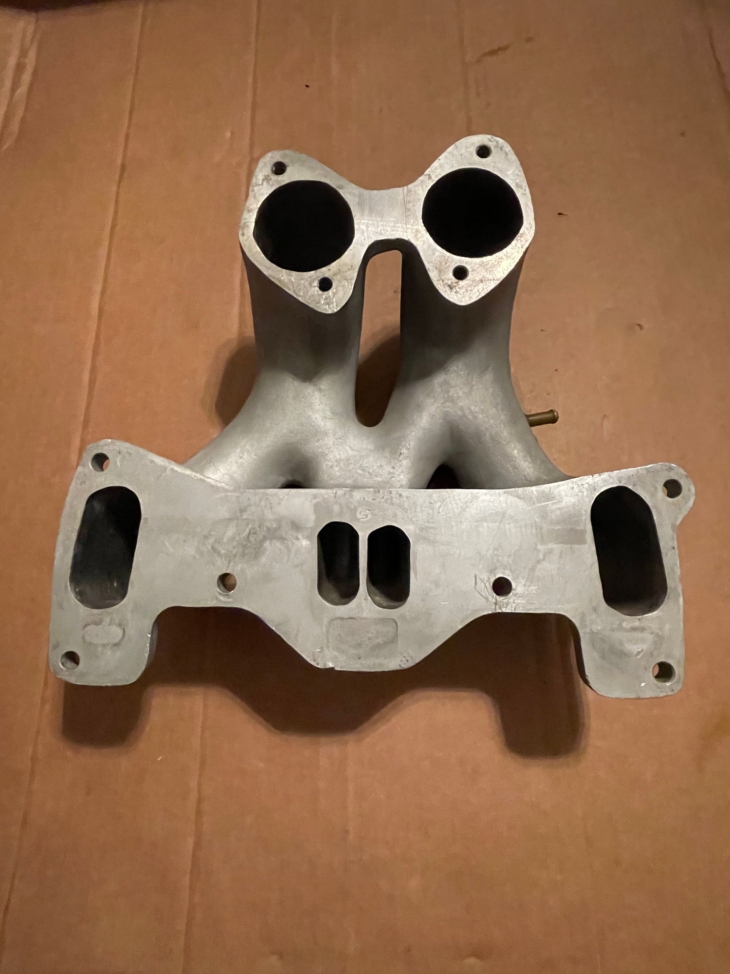 Engine - Intake/Fuel - 13B 84-91 Side Draft Cast Intake Manifold One Piece - New - Chicago, IL 60630, United States
