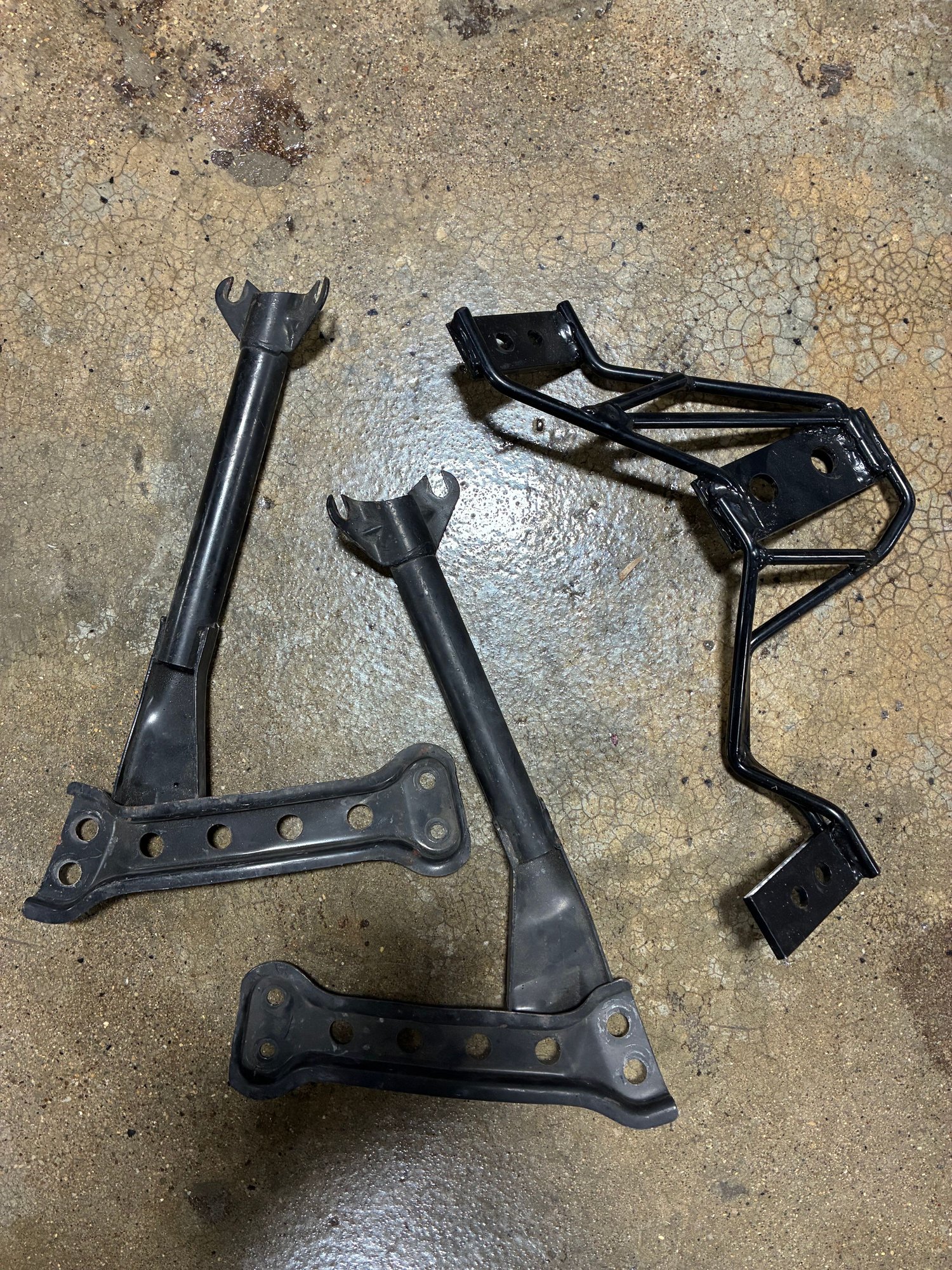 Drivetrain - Differential gear parts and subframe brace - Used - 1993 to 2002 Mazda RX-7 - Lexington, KY 40508, United States