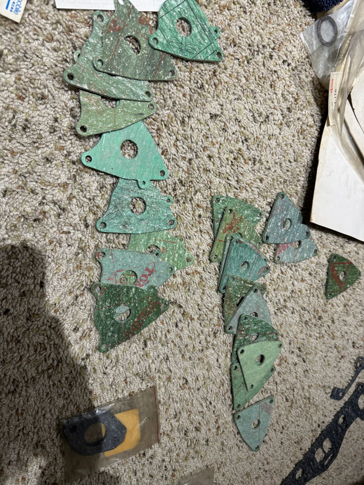 Miscellaneous - Hundreds of NOS and loose gaskets - New - 1960 to 2024 Mazda All Models - Watsonville, CA 95076, United States