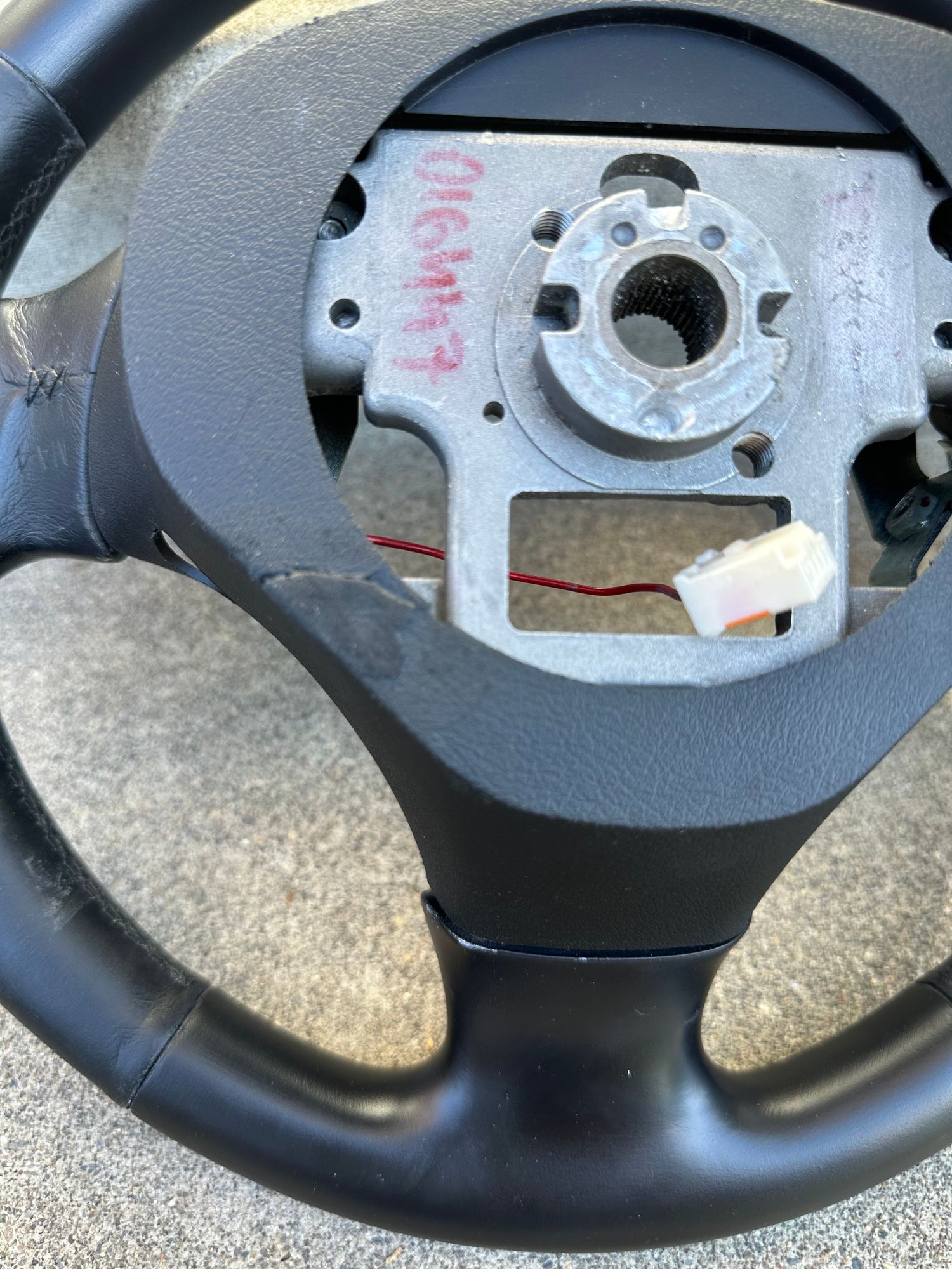 Steering/Suspension - Steering wheel - Used - 1993 to 2002 Mazda RX-7 - Medford, OR 97504, United States