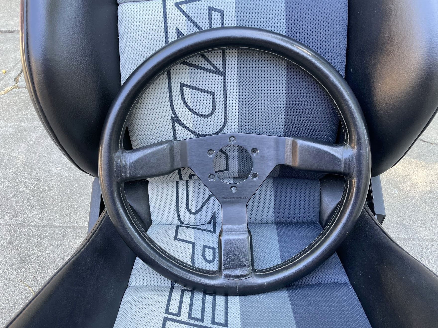 Accessories - MS Steering Wheel, Sakebomb QR Passenger Fire Bottle Mount - Used - 0  All Models - San Jose, CA 95112, United States
