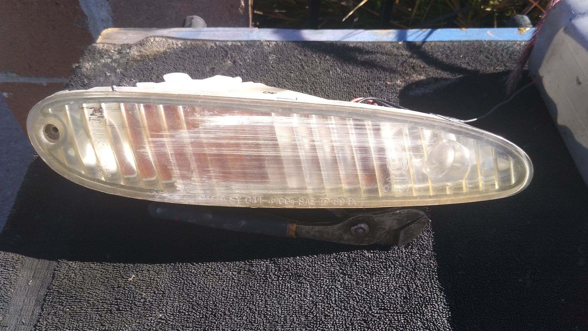 Lights - FD - OEM Front Bumper Right Turn Signal - Used - 1993 to 1995 Mazda RX-7 - San Jose, CA 95121, United States