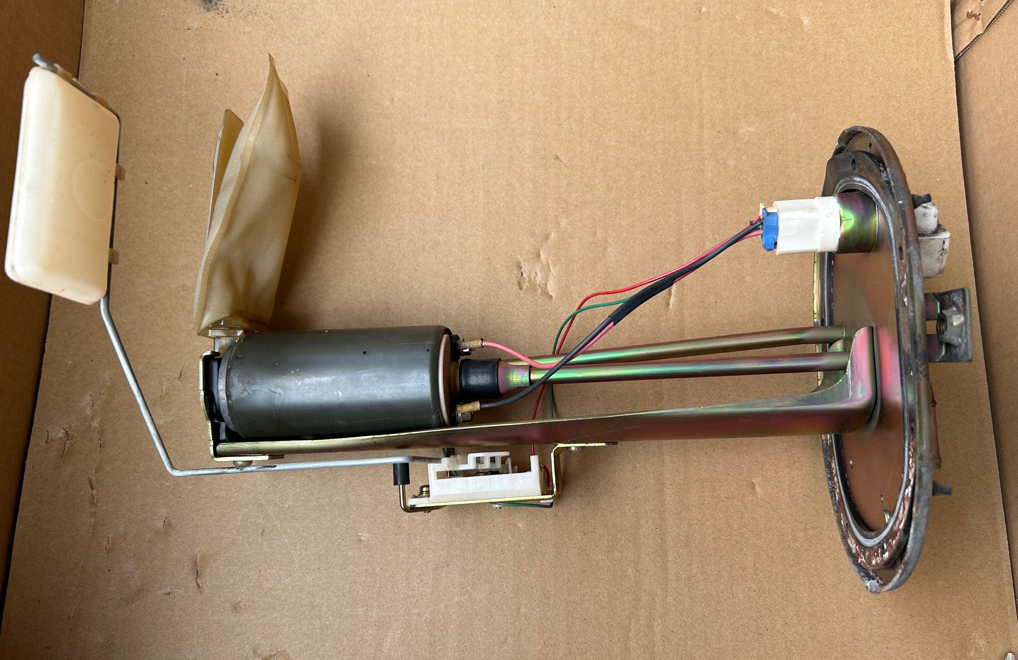 Engine - Intake/Fuel - FD Fuel Pump Hanger Complete w/ Level Sensor - Used - 1992 to 2002 Mazda RX-7 - London HA27DY, United Kingdom