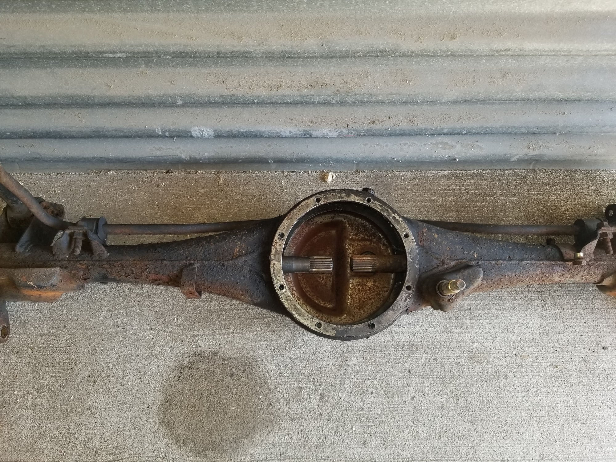 Wheels and Tires/Axles - Mazda Rx7 Rx-7 SA FB 84-85 Rear End Housing Only - Used - 1979 to 1985 Mazda RX-7 - Chicago, IL 60641, United States