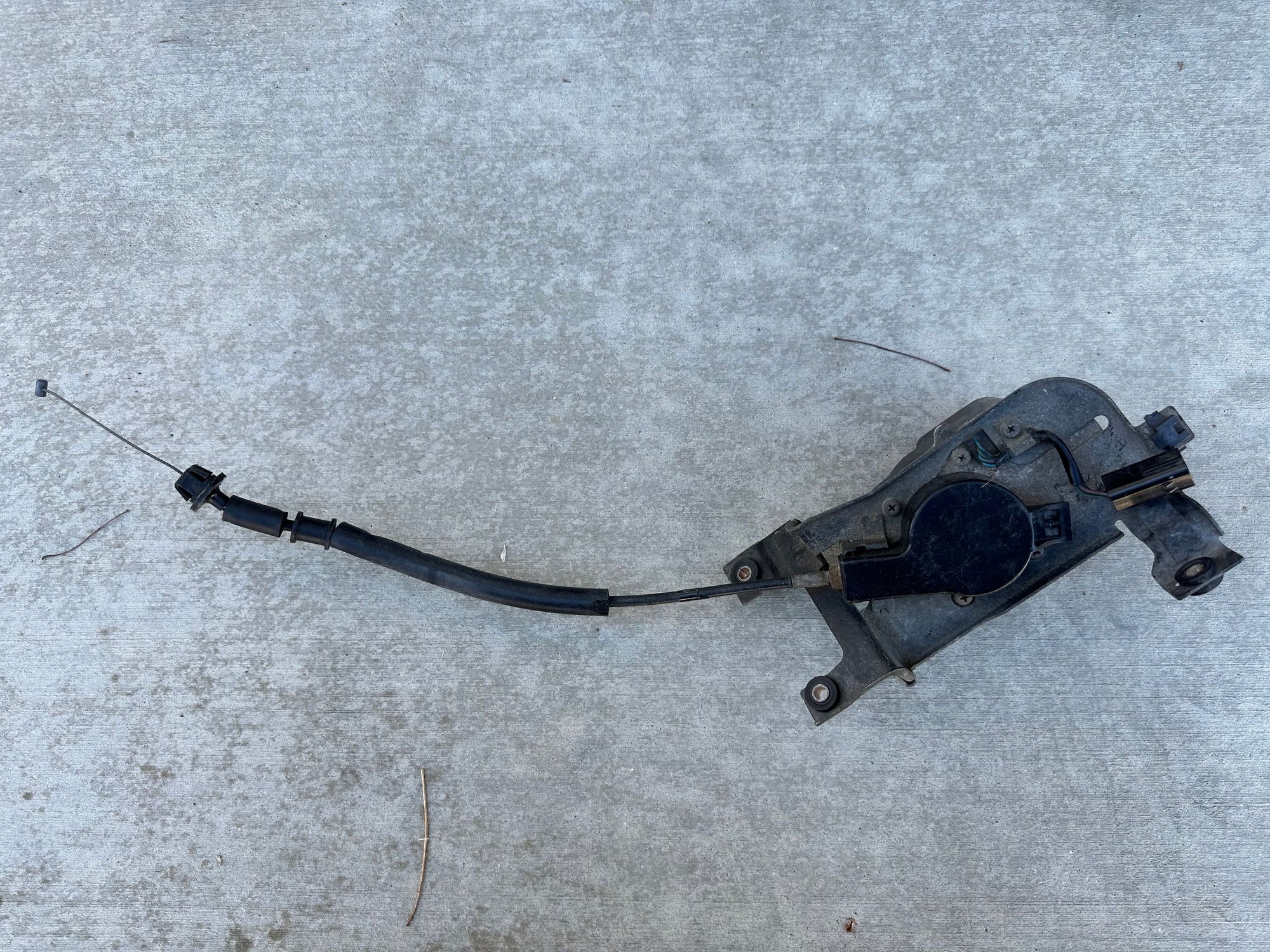 1994 Mazda RX-7 - cruise control module - Miscellaneous - $30 - Quartz Hill, CA 93536, United States