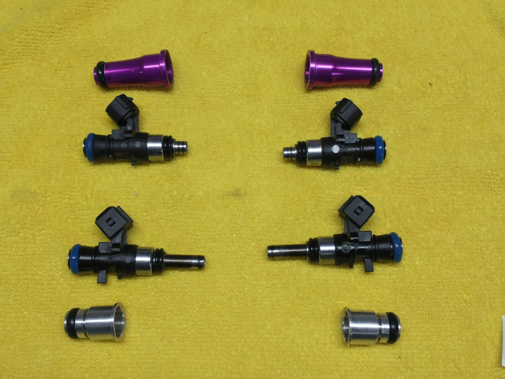 Engine - Intake/Fuel - Genuine Bosch Fuel Injector Set, 2x 900cc/min Primary and 2x 2100 cc/min Secondaries - Used - 1978 to 2001 Mazda RX-7 - 2004 to 2012 Mazda RX-8 - Elkton, MD 21921, United States