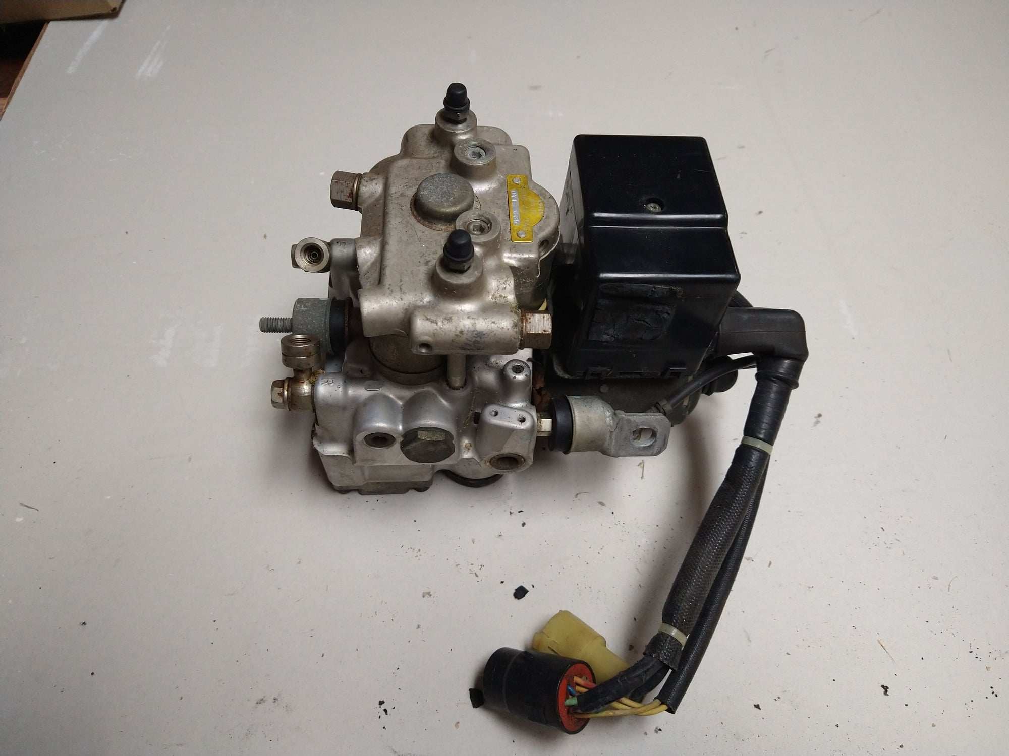 Brakes - S5 ABS Pump - Used - 1988 to 1992 Mazda RX-7 - O Fallon, MO 63368, United States