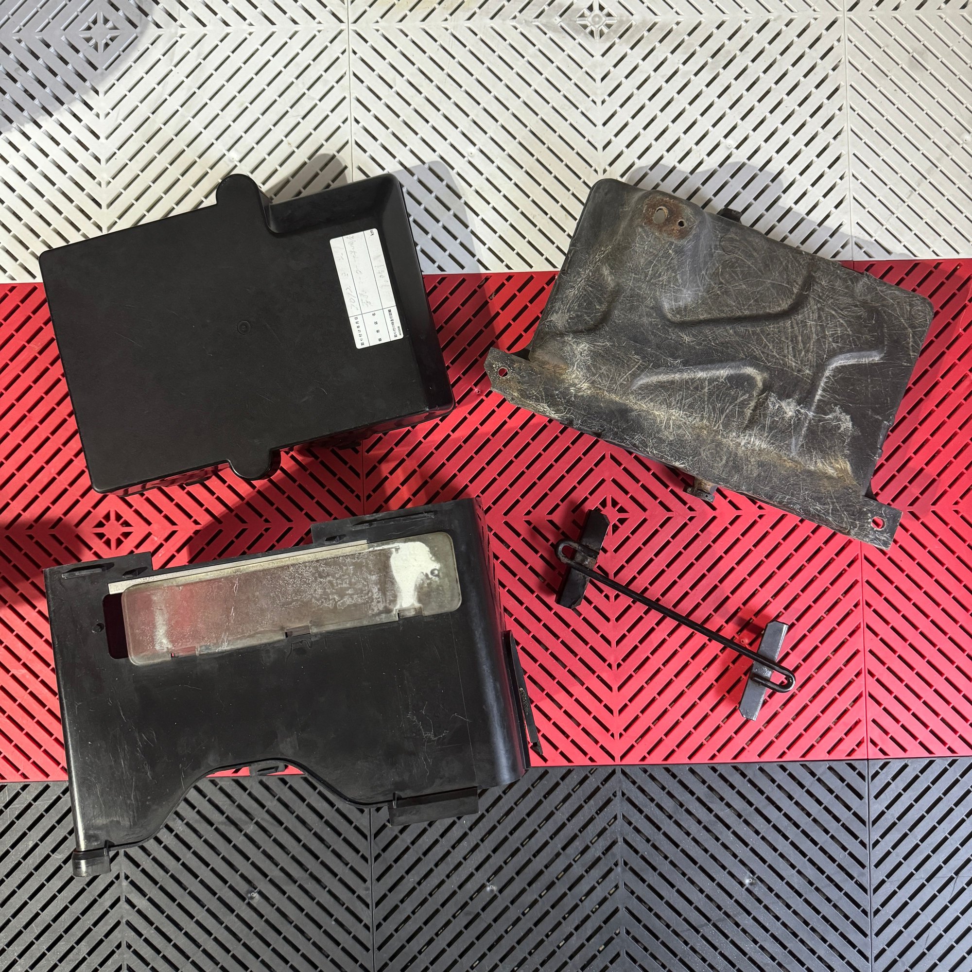 Engine - Electrical - RX-7 FD3S OEM Battery Box - COMPLETE - Used - 1992 to 2002 Mazda RX-7 - Birmingham, MI 48323, United States