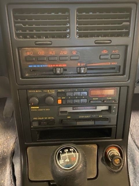 1987 Mazda RX-7 - Estate sale:  Pristine 1987 rx7 garage kept all its life completely stock 58,000 mi - Used - VIN JM1FC3310H0527247 - 4 cyl - 2WD - Manual - Hatchback - White - Cape Vincent, NY 13618, United States