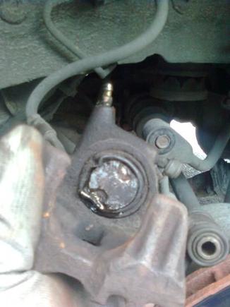 Broken piston seal... That was the reason the brakes did not work... The brake fluids were leaking out.