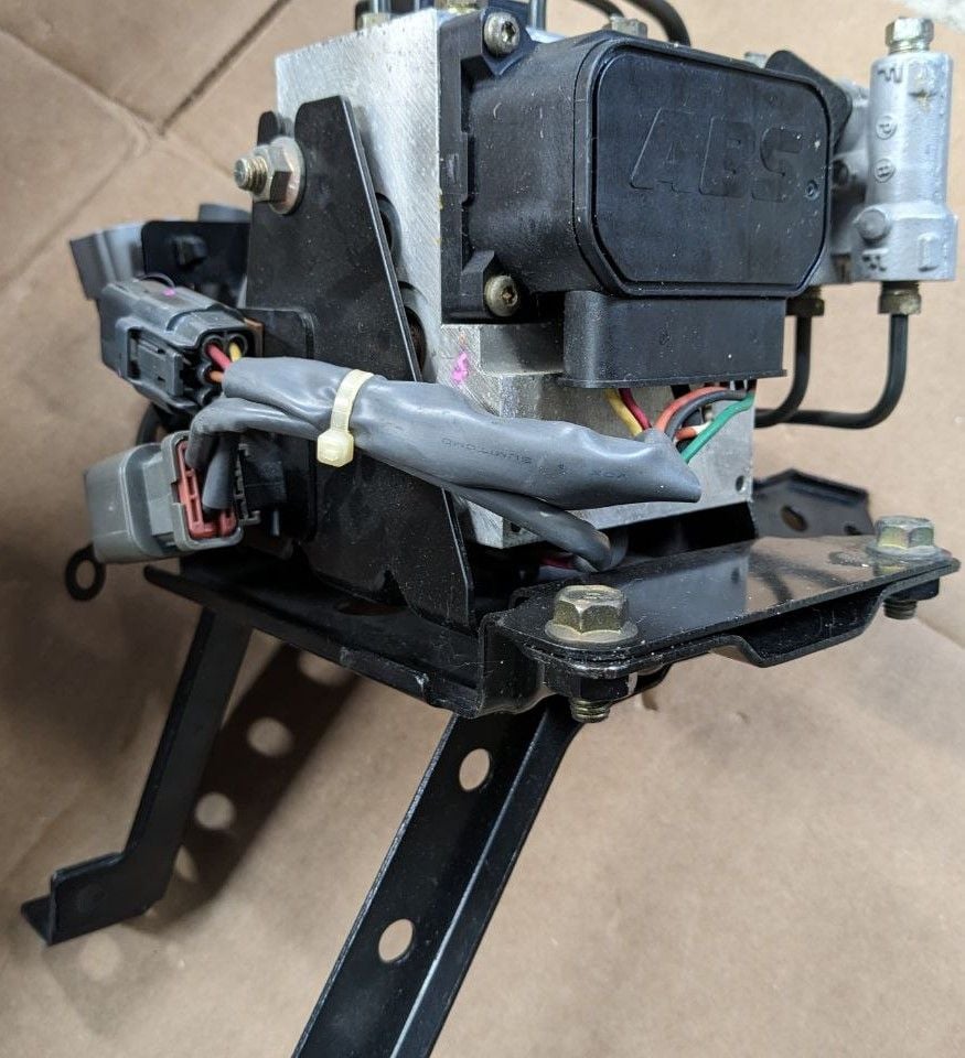 Brakes - 99-00 ABS Pump, ABS ECU, ABS Wiring Harness, JDM Chassis Harness - Almost PnP - Used - Roselle, IL 60172, United States