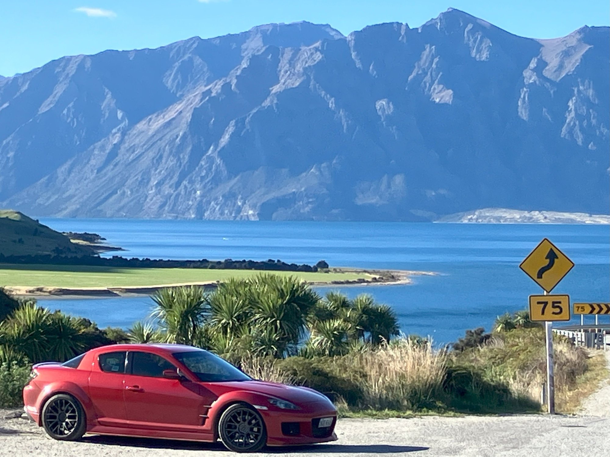 Layby overlooking Lake Hawera 