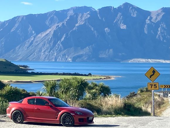 Layby overlooking Lake Hawera 