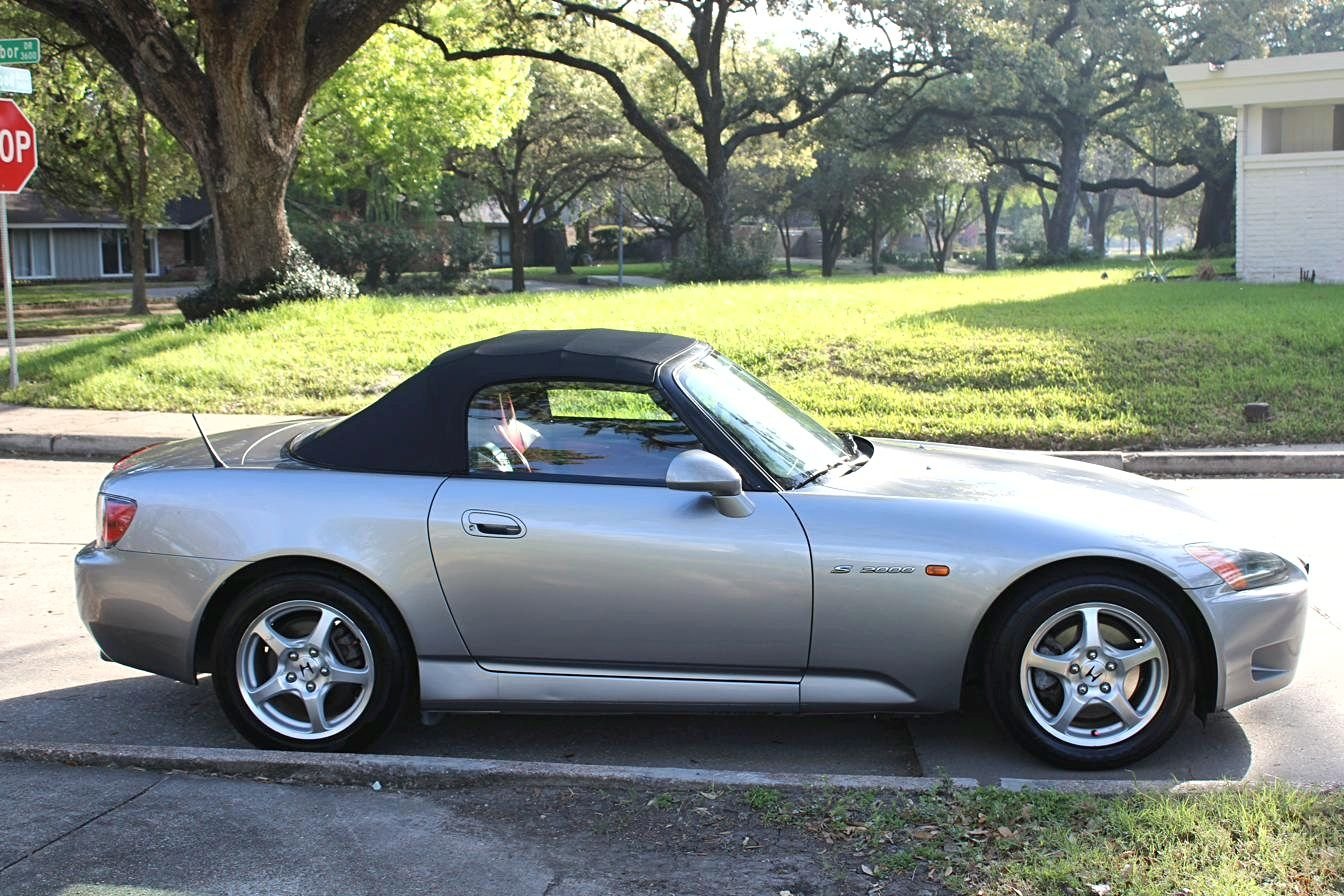 2000 Honda S2000 - 2000 Honda S2000 AP1 -- Silverstone Metallic w/ Red Leather Interior - 2nd owner - Used - VIN JHMAP1143YT006858 - 65,654 Miles - 2WD - Manual - Convertible - Silver - Houston, TX 77025, United States