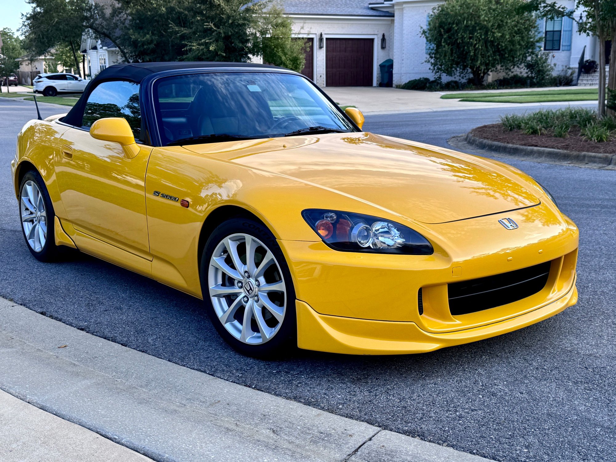 2006 Honda S2000 - FL 2006 Rio Yellow Pearl S2000 49540 miles - Used - VIN JHMAP21426S002129 - 49,540 Miles - 4 cyl - 2WD - Manual - Convertible - Yellow - Niceville, FL 32578, United States