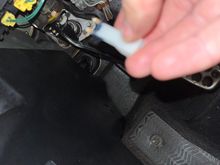 It was dark down there but you can see the dead block. Honda was also kind enough to include the little white plastic fuse grabber