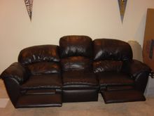 Dec 5, 2005 First snow &amp; black couch 006.jpg