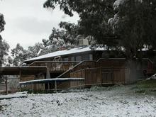 060311 House snow 5250.JPG