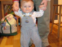charlotte11-11-06walking5.jpg