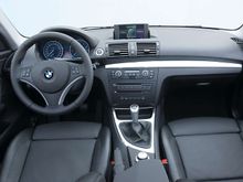 135i-3 (Interior)