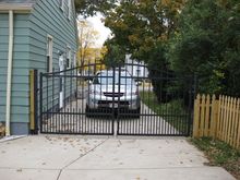 Gate_resize.JPG