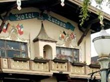 Leavenworth hotel.jpg