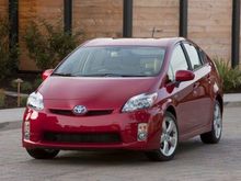 2010_toyota_prius.jpg