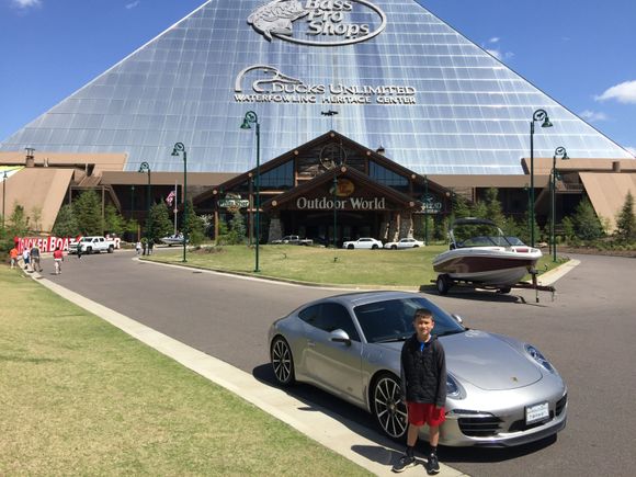 Bass Pro Shop Memphis TN