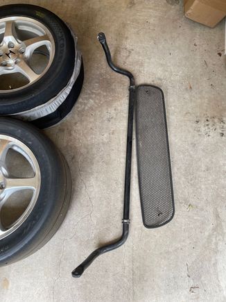 Front sway bar and grill mesh