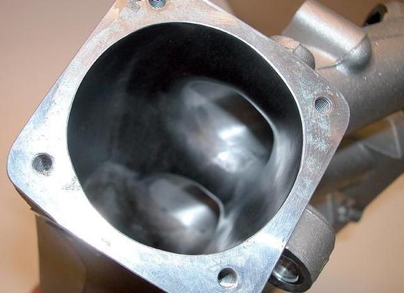 throttlebodyendmanifold.jpg