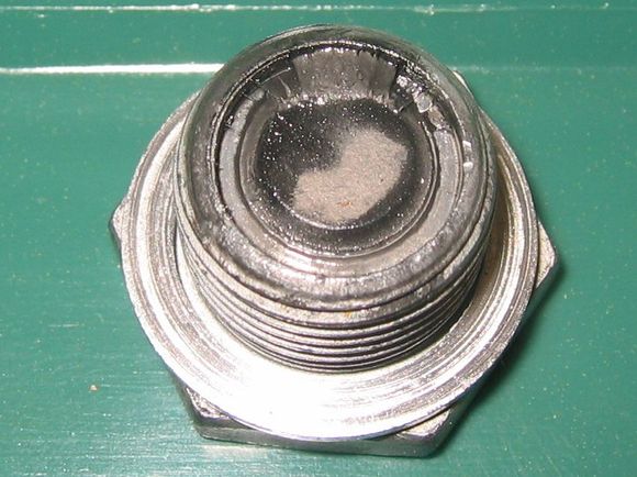 redline drain plug 21k.jpg