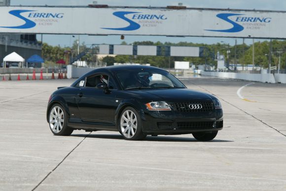 PBOC Sebring Sept.11-12, 2004 DL - 1 372sebring catwalk.jpg