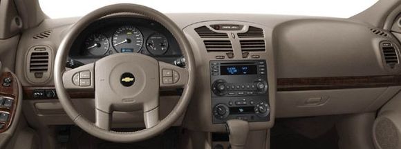 Malibu Maxx steering wheel.jpg