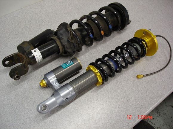 Rear OEm damper alongide Nitron Race damper