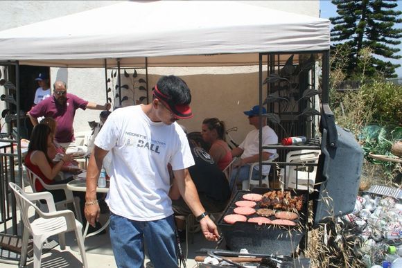 2005 Golden Tongs Winner
