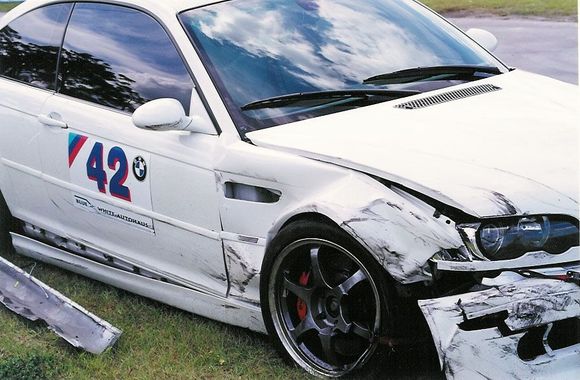 Wrecked M3-2.JPG