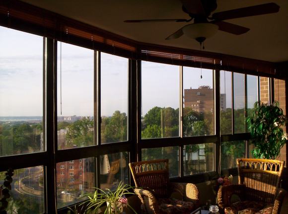 BalconyView912