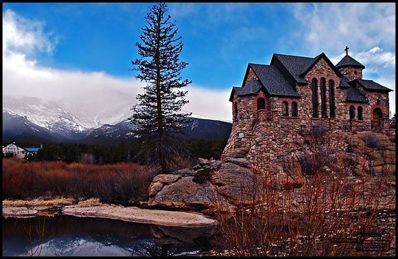 chapel_on_the_rock_b.jpg