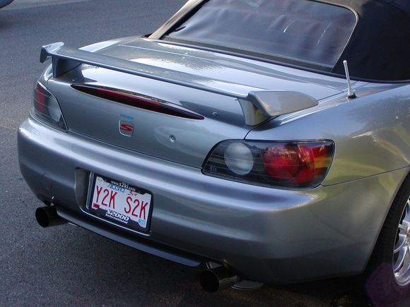 rear spoiler.jpg