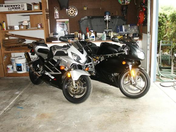 f4i_ducati.JPG