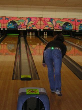 SHSM Bowling Night Oct06 15.JPG