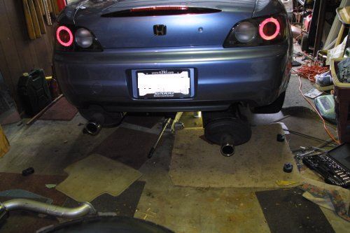 exhaust-hanging.jpg