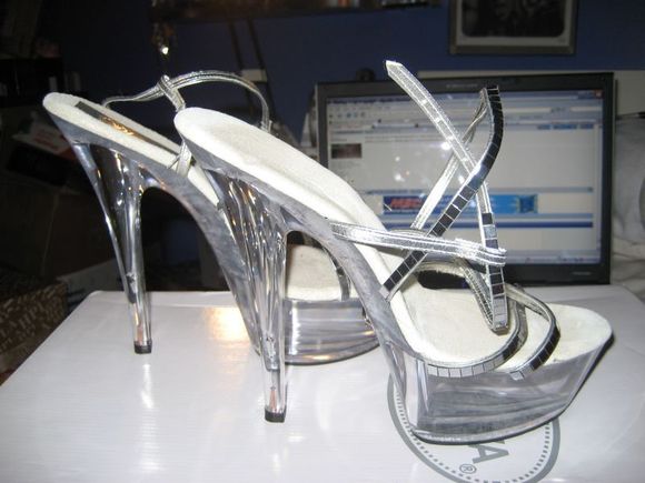 shoes 008-sm.jpg