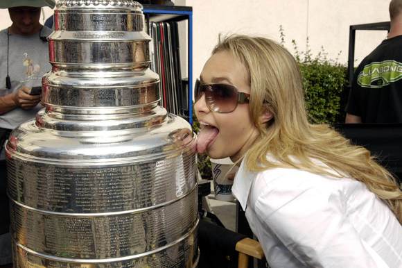 H_Panettiere_StanleyCup_03.jpg
