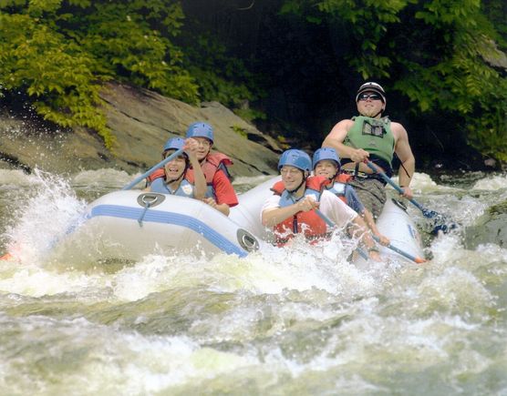 rafting.JPG
