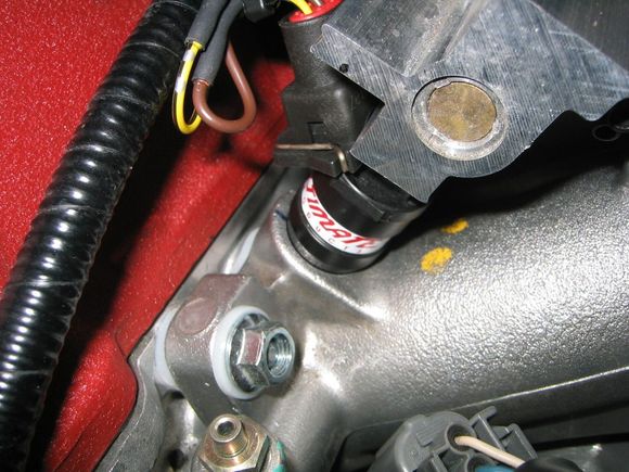 injector with hondata gasket installed.jpg