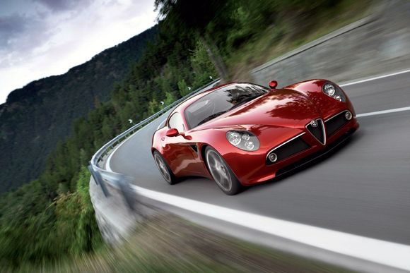 Alfa 8Cbackground.jpg
