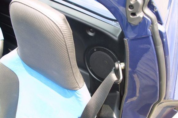 rear-speakers.jpg